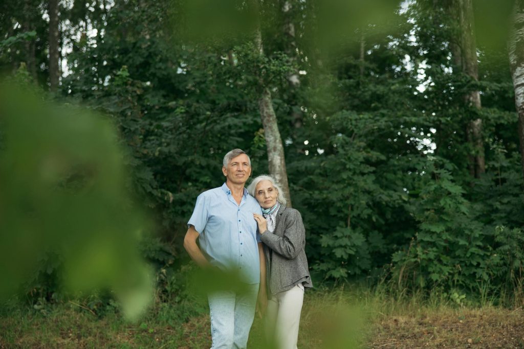 Transformando la Vida Amorosa: Claves de Éxito en Relaciones Después de los 50 Años - guia prático para relacionamentos após os 50 anos